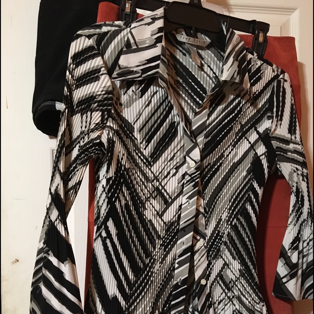 Ladies Blouse size Medium